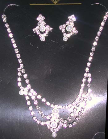 Wholesale costume supplier supply online wholesale sterling silver clear cz jewelry set with fresh water pearl